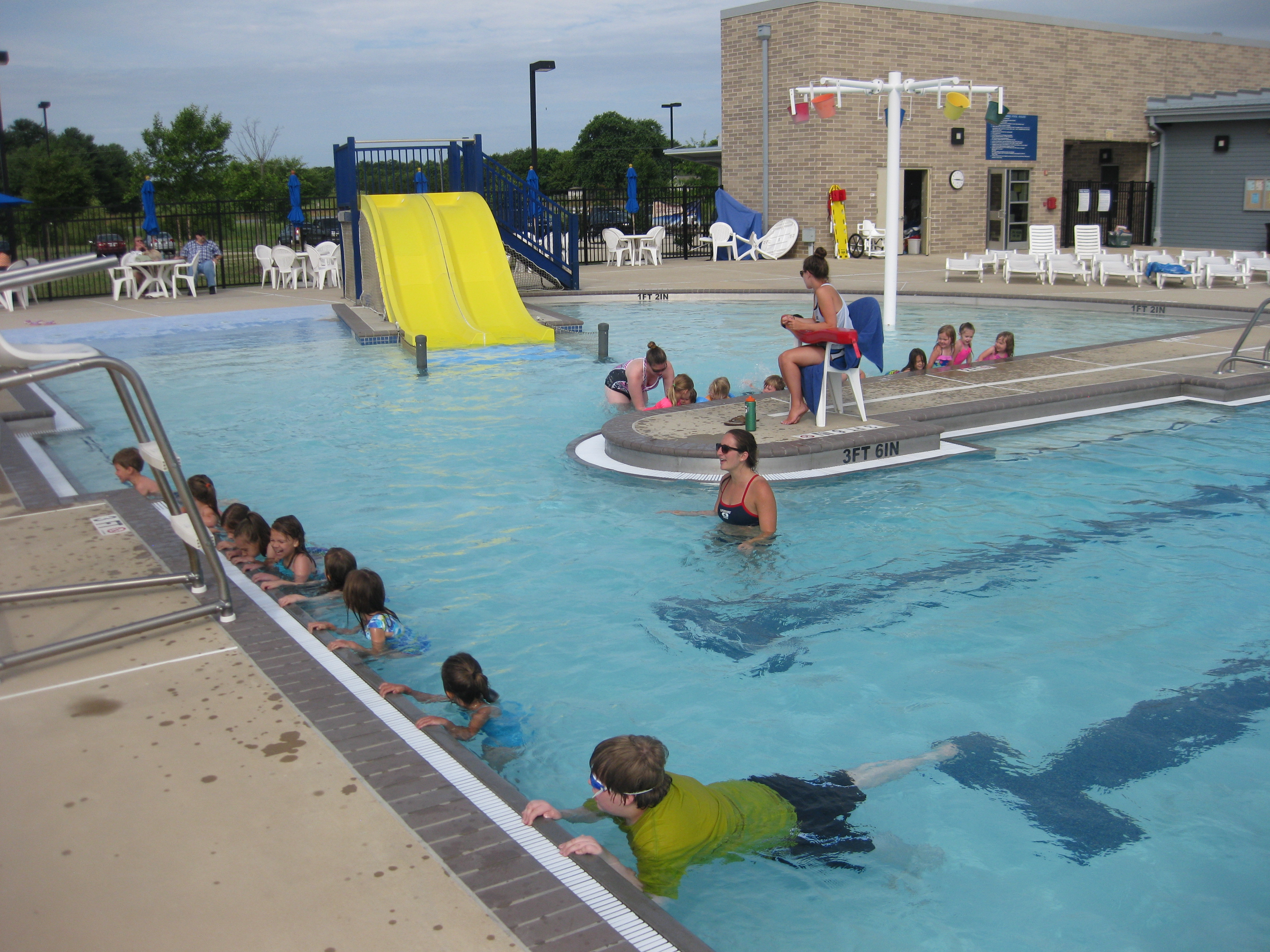 Youth Swim Lessons Pic